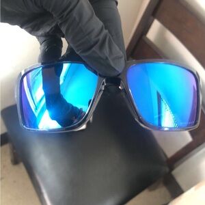 Bought Sunglasses for 270 barely wore them a few!